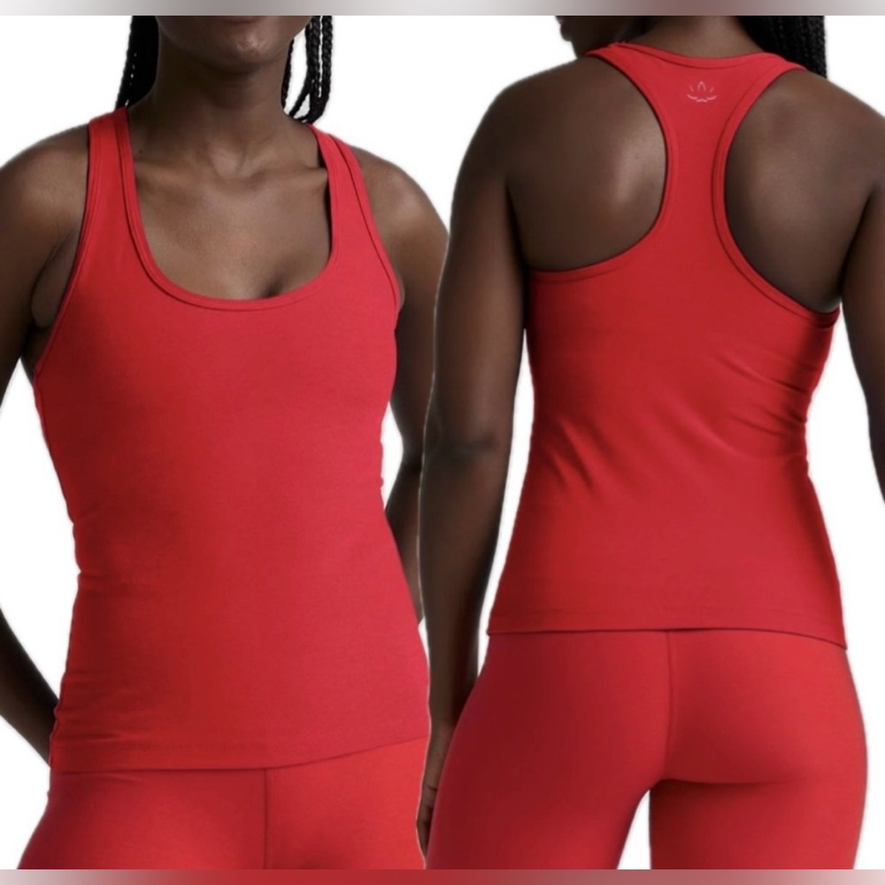 Beyond Yoga Step Up Racerback Tank Red Flower Scarlet/Bright Red Orange
Small